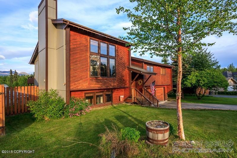 Exterior - Front-20150608-2702