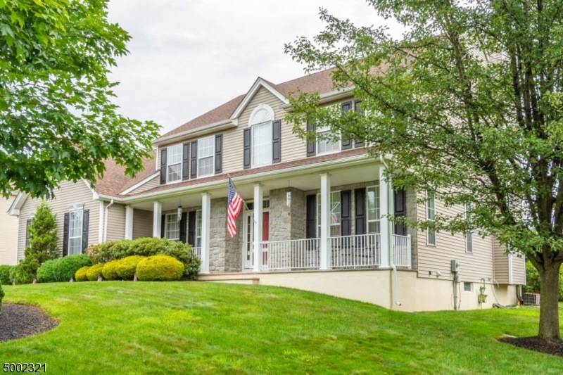 7 Saunders Ln, Hackettstown, NJ 07840 - photo 1