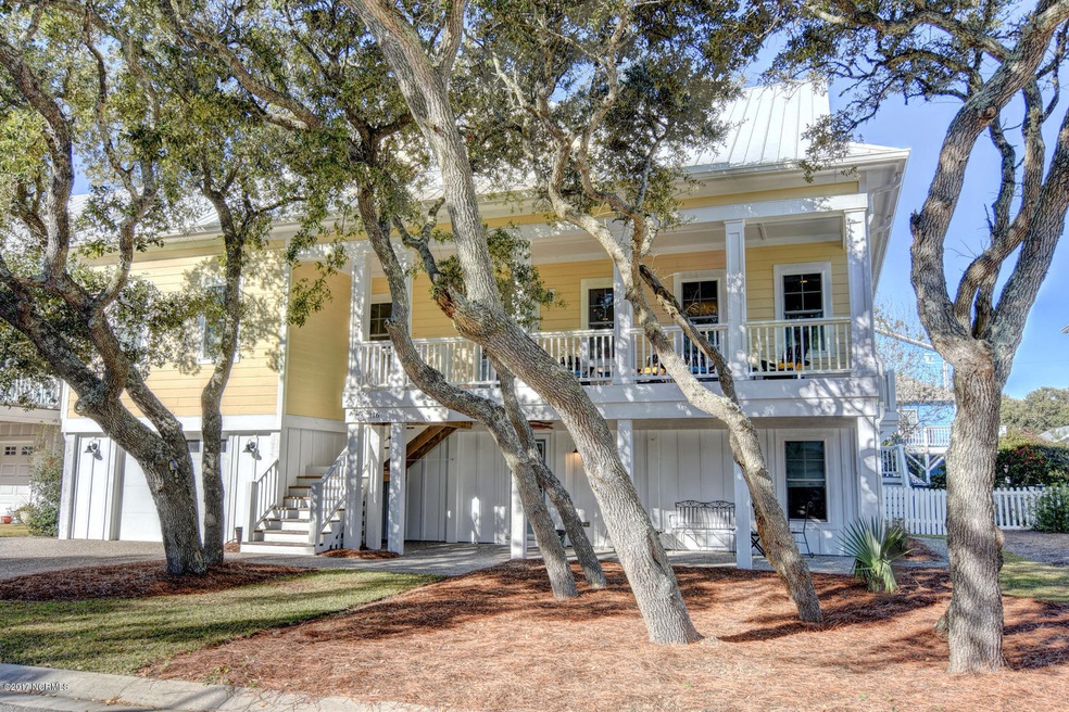 216 Marquesa Way front exterior