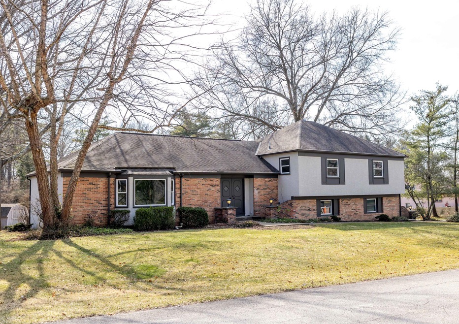 5877 Rock Hill Rd, Columbus, OH 43213 - photo 1