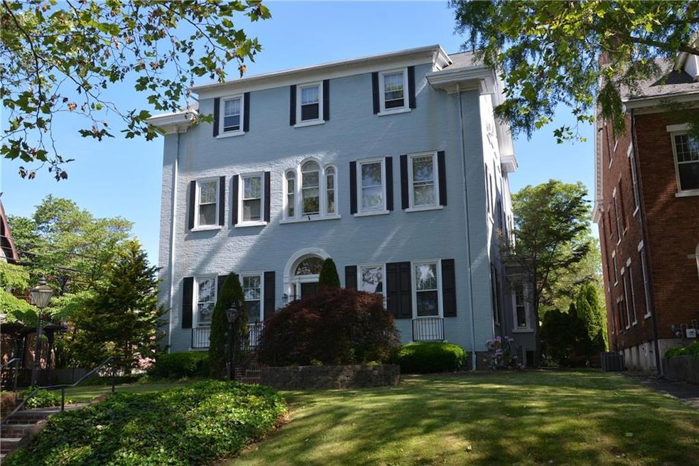 123 E Market St, Bethlehem, PA 18018 - photo 1