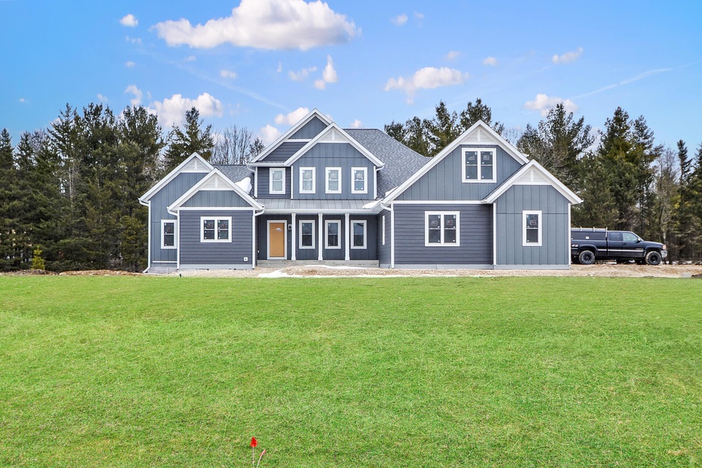 3840 Lindquist Ln unit 3840, Slinger, WI 53086 - photo 1