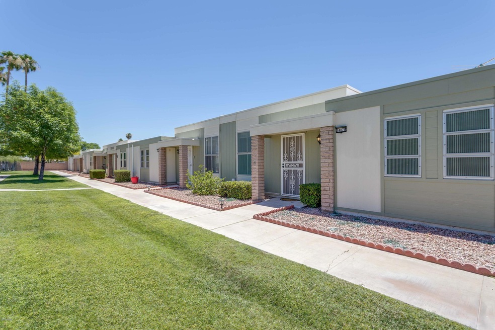 14078 N Newcastle Dr, Sun City, AZ 85351 - photo 1