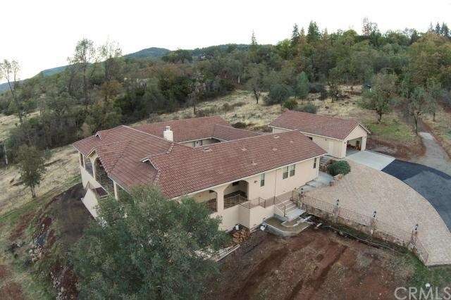 20 Acre Custom Estate Home in Black Oak Hills Subd