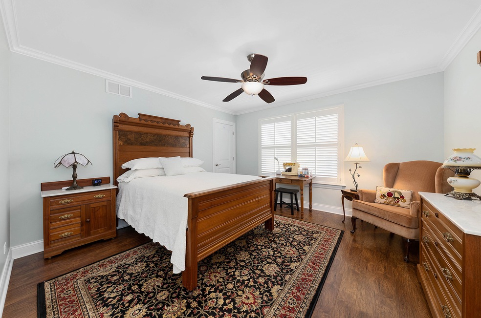 1215 N Webster St, Naperville, IL 60563 - photo 1