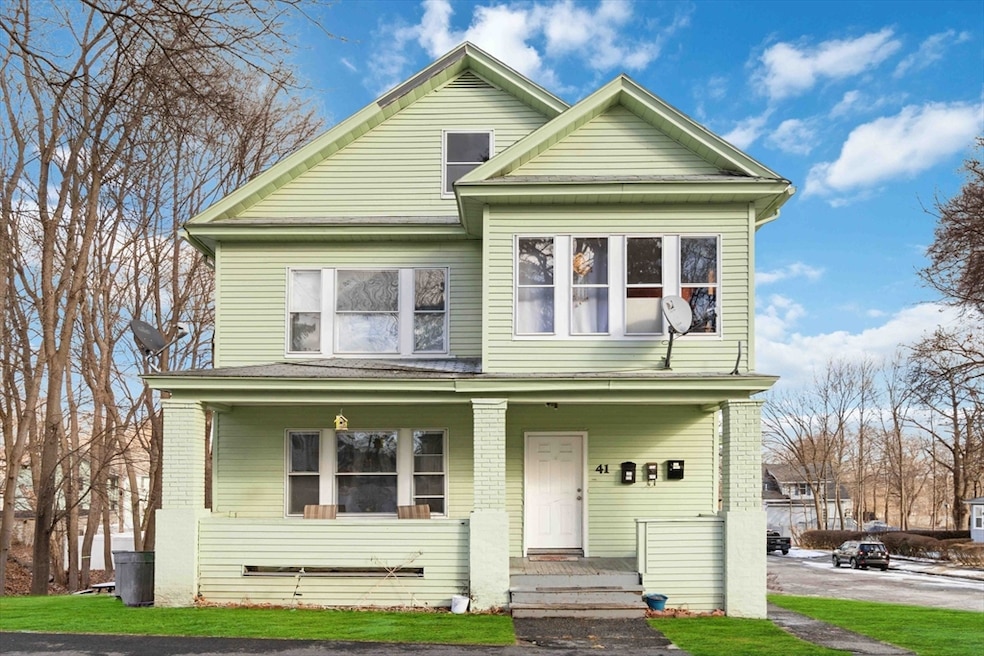 Sold $639,900 • Co-Listing Agent