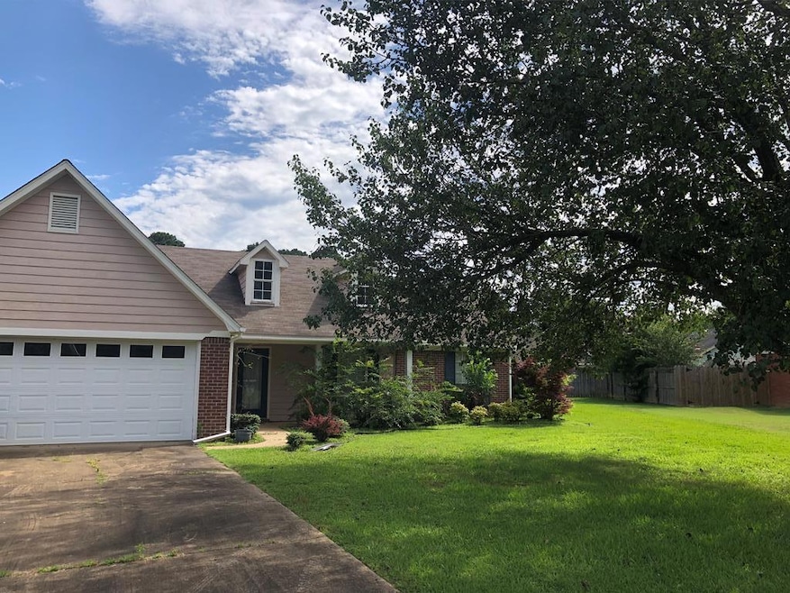 702 Deerfield Dr, Oxford, MS 38655 - photo 1