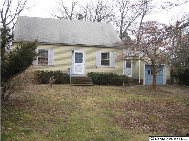 17 Elizabeth Pkwy, Eatontown, NJ 07724 - photo 1