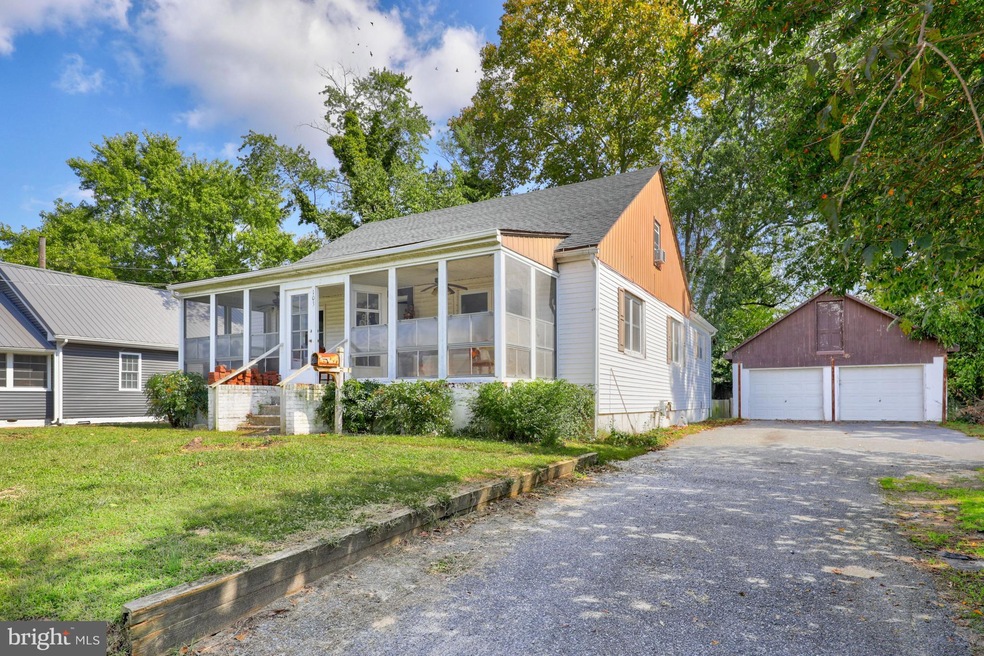 103 Lansing Ave, Laurel, DE 19956 - photo 1