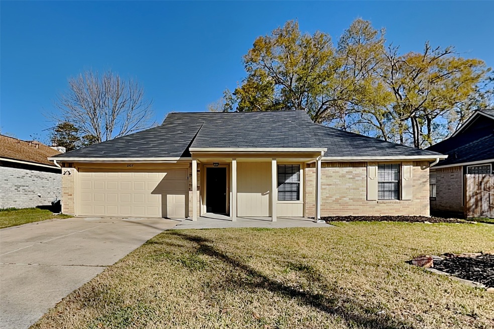 2107 Creston Dr, Spring, TX 77386 - photo 1