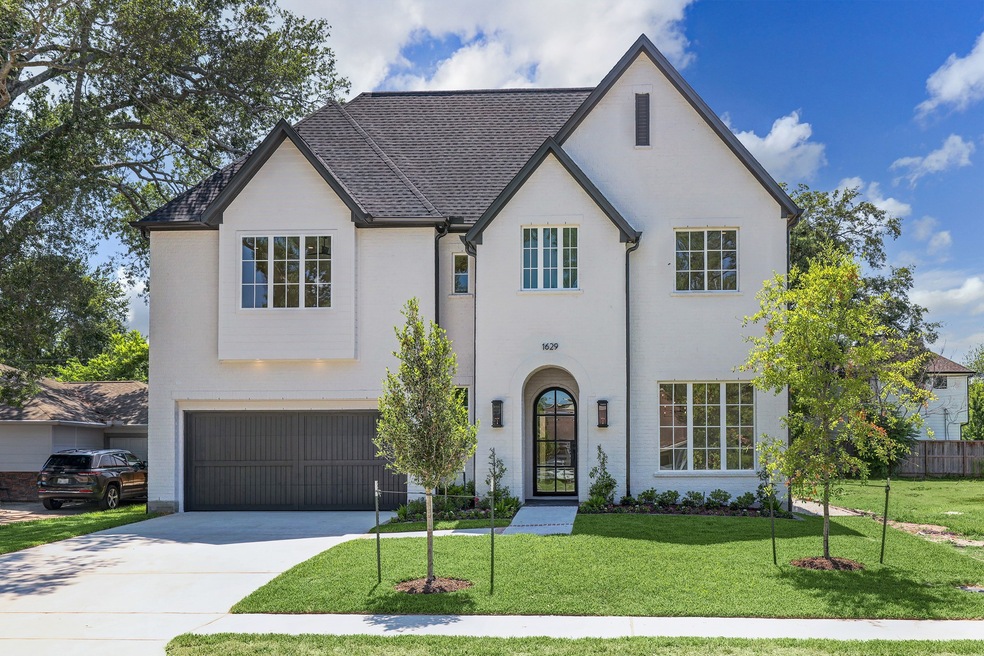 1629 Bayram Dr, Houston, TX 77055 - photo 1