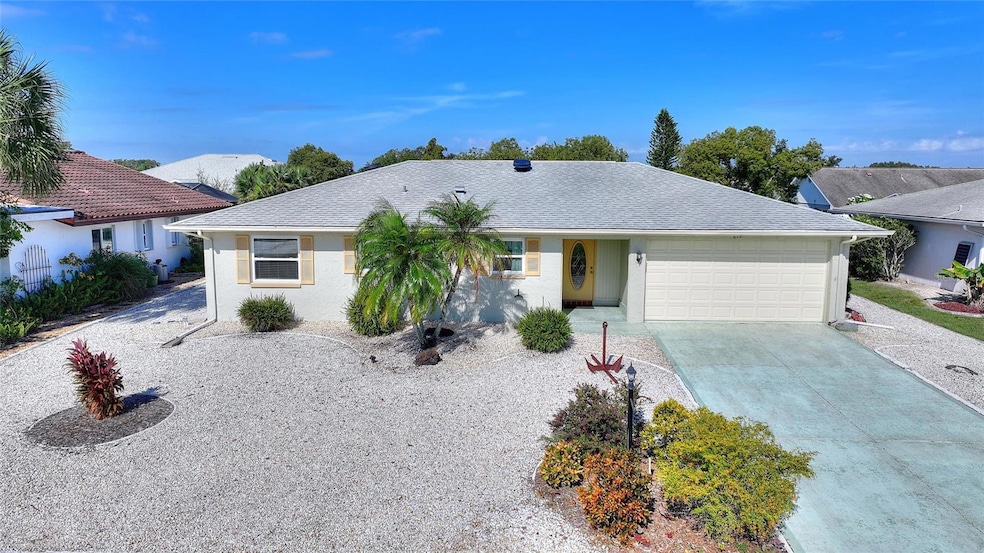 679 Fort Duquesna Dr, Sun City Center, FL 33573 - photo 1