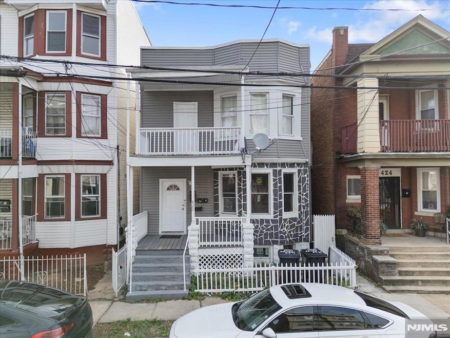 422 Jelliff Ave unit 2, Newark, NJ 07112 - photo 1