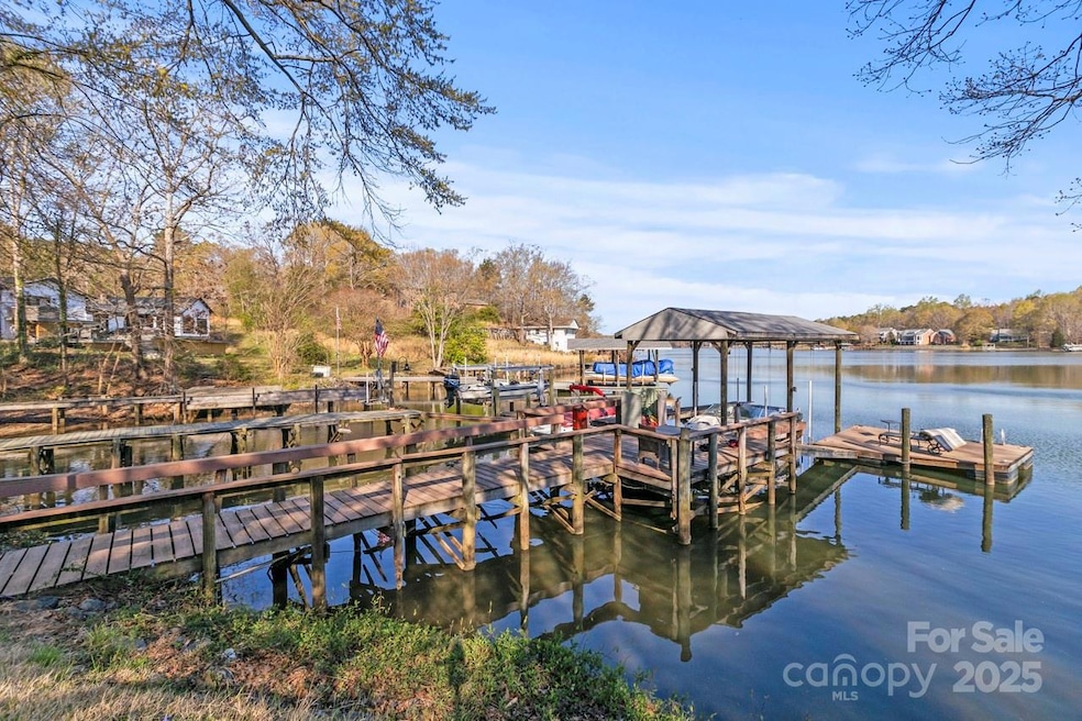 For Sale $874,999 • Co-Listing Agent