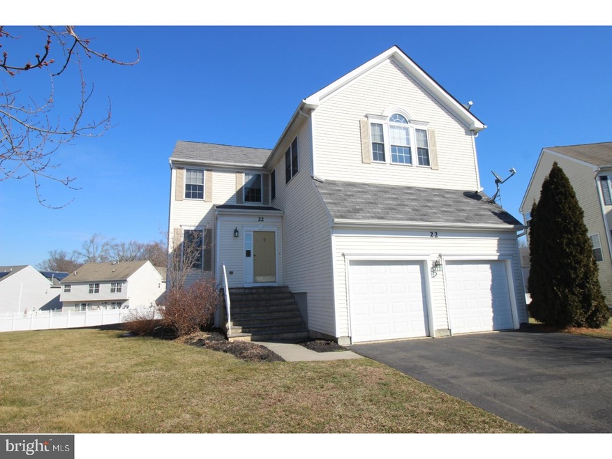 22 Hemingway Ln, Columbus, NJ 08022 - photo 1