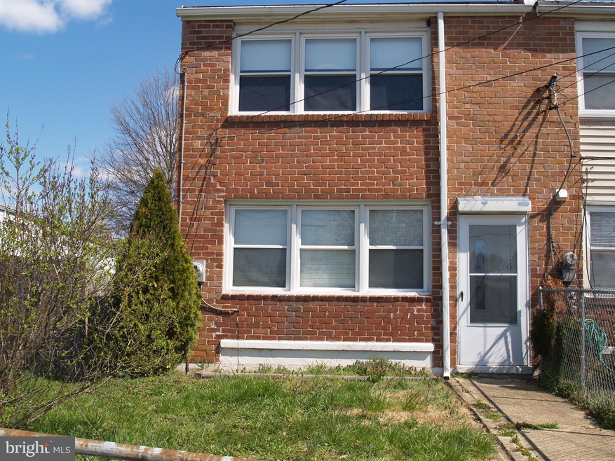 800 Rambo Ct, Halethorpe, MD 21227 - photo 1