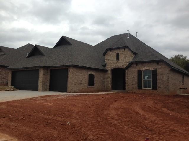 1512 Pendleton Place, Moore, OK 73160 - photo 1