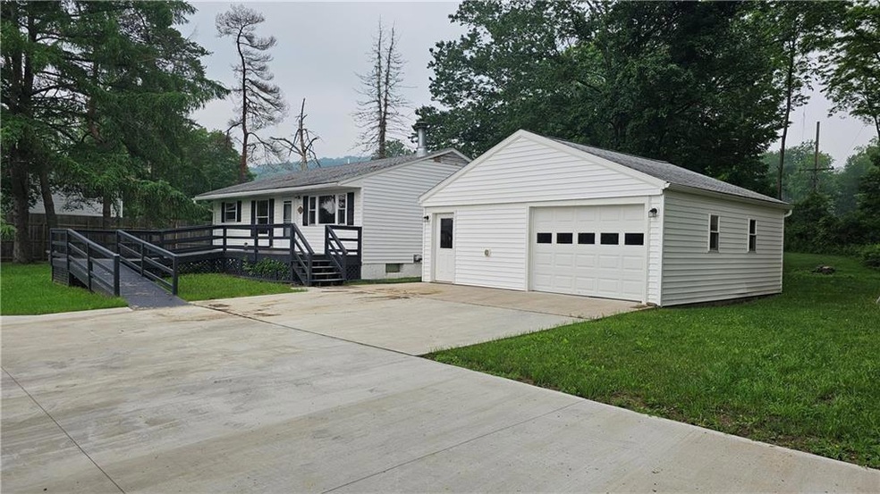 114 Duntley Ln, Greene, NY 13778