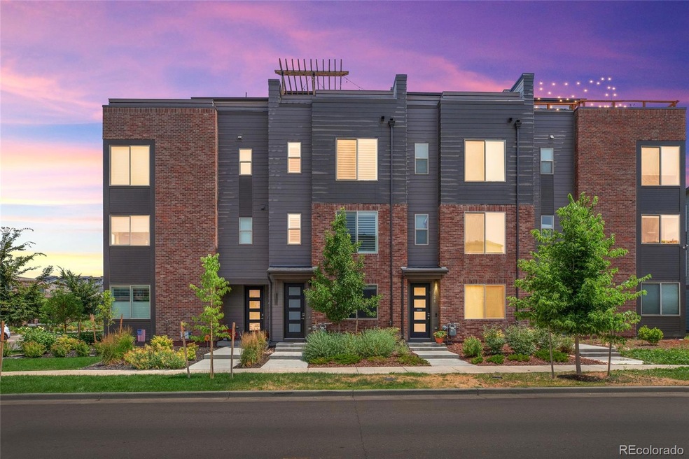 2532 N Moline St, Aurora, CO 80010 - photo 1