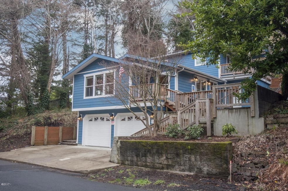 785 SW 29th St, Lincoln City, OR 97367 - photo 1