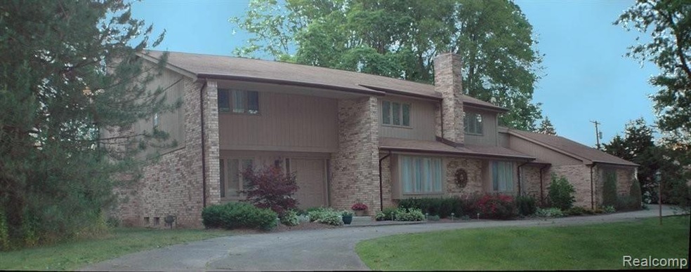 front house 1resized copy.jpg