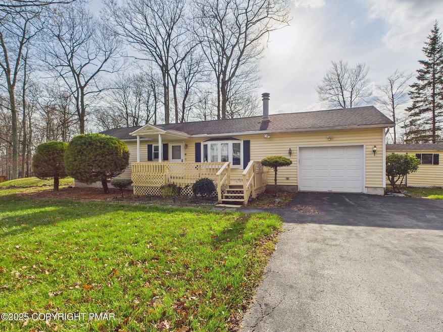 252 Coach Rd, Tobyhanna, PA 18466 - photo 1
