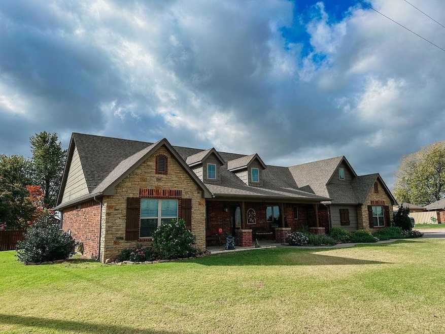 Pending $299,000