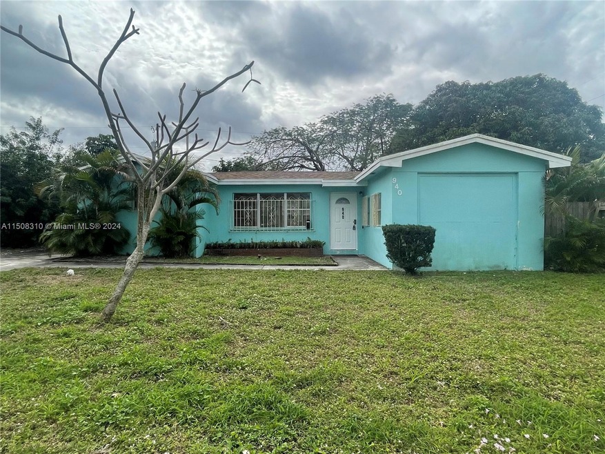 unlisted-address, West Palm Beach, FL 33407 - photo 1