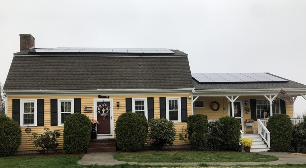 15 Longmeadow Rd, North Dartmouth, MA 02747 - photo 1