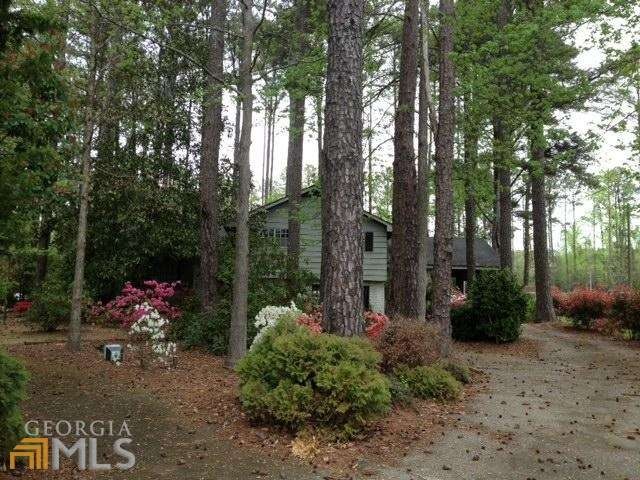 727 Maple Dr, Riverdale, GA 30274 - photo 1
