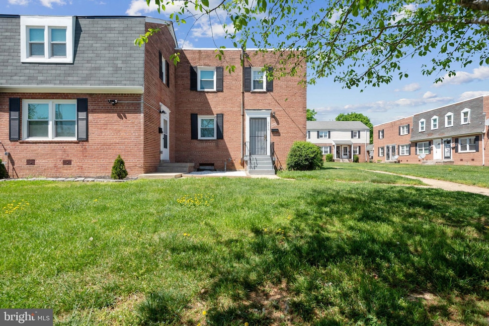 2418 Iverson St, Temple Hills, MD 20748 - photo 1