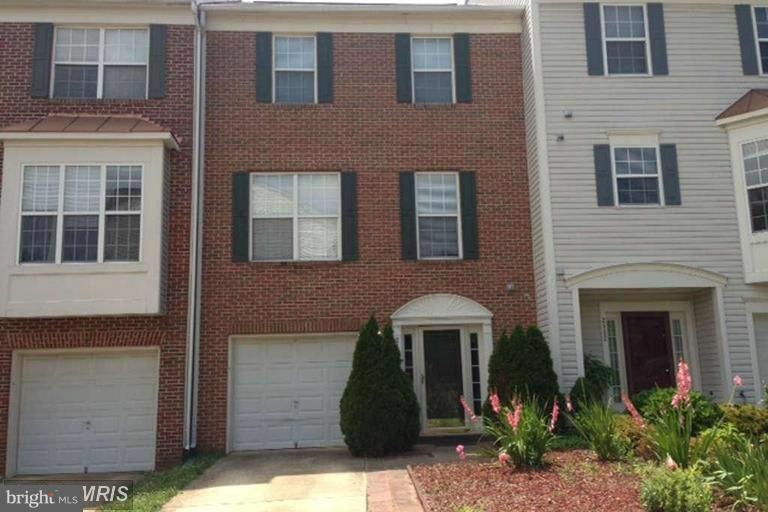 2444 Laura Mark Ln, Herndon, VA 20171 - photo 1