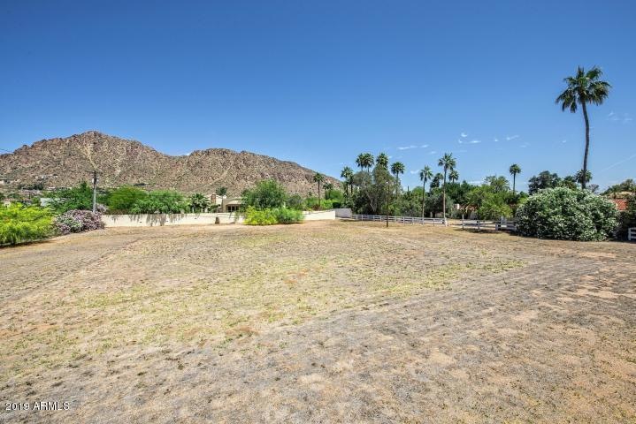 4420 N Arcadia Ln, Phoenix, AZ 85018 - photo 1