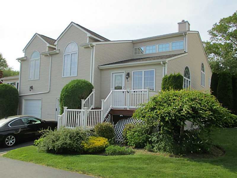 5 Queen Ave unit 13, West Warwick, RI 02893 - photo 1