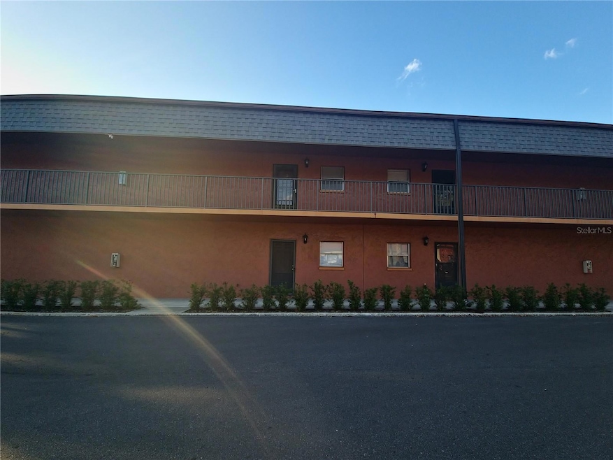 4805 Alt 19 unit 215, Palm Harbor, FL 34683 - photo 1