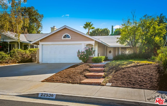 22536 Paragon Dr, Santa Clarita, CA 91350 - photo 1