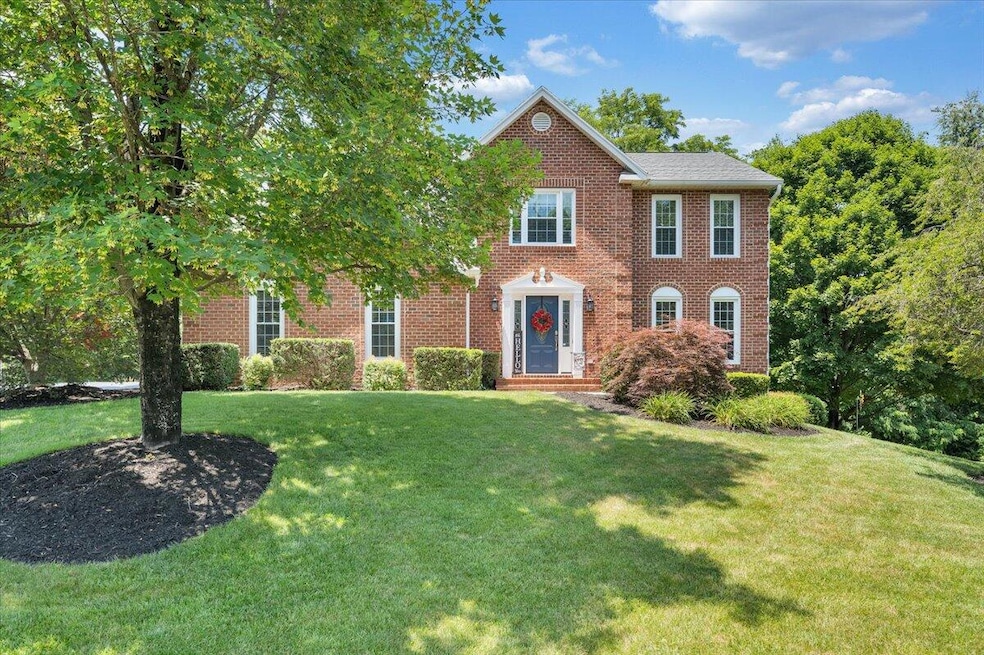 For Sale $529,950 • Co-Listing Agent