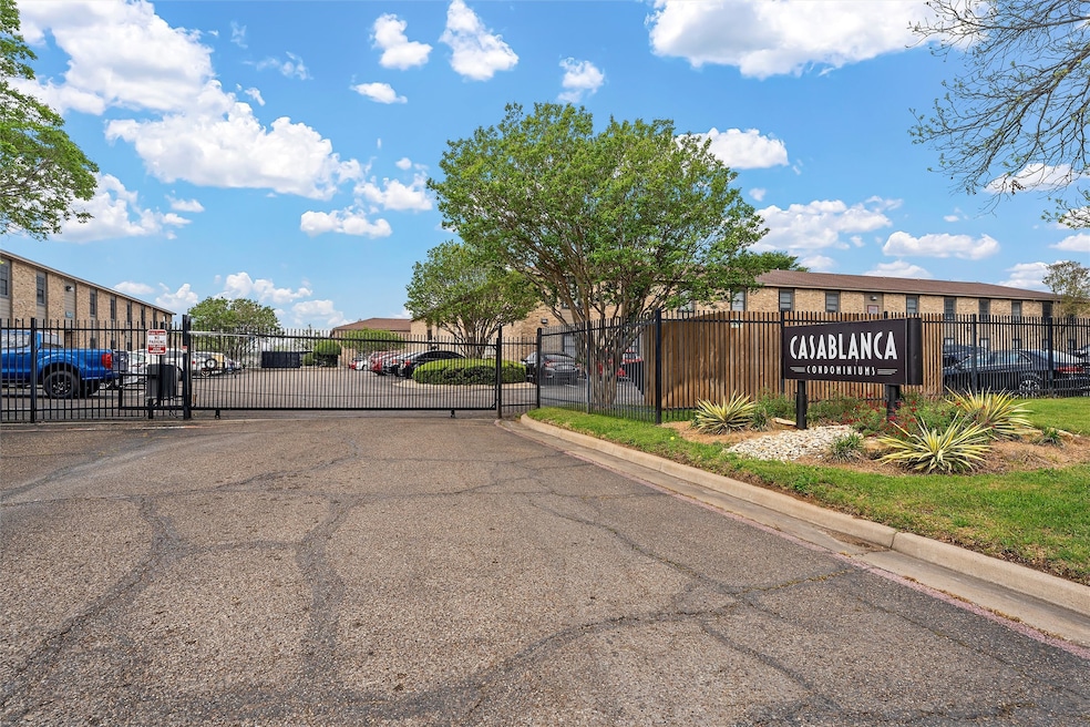 1214 Baylor Ave unit 110, Waco, TX 76706 - photo 1