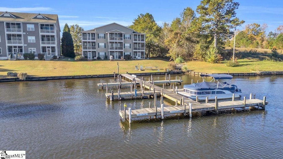 101 Bomber Ct unit H, Ninety Six, SC 29666 - photo 1