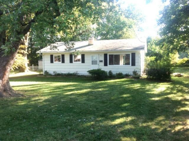 2 Mallard Rd, Norwalk, CT 06850 - photo 1