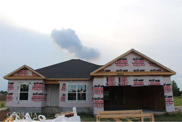 183 Sandalwood Cir, Statesboro, GA 30458 - photo 1