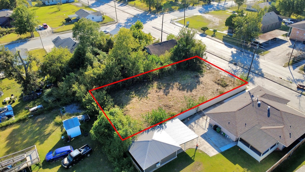 4810 Hirsch Rd, Houston, TX 77026 - photo 1