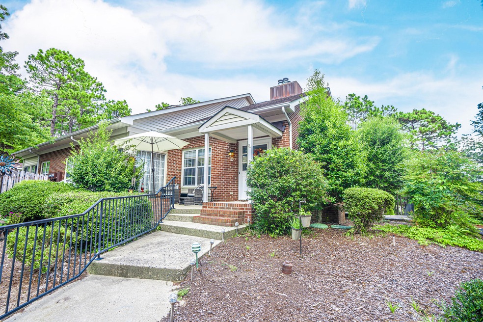 13 Pinehurst Manor Dr unit D, Pinehurst, NC 28374 - photo 1