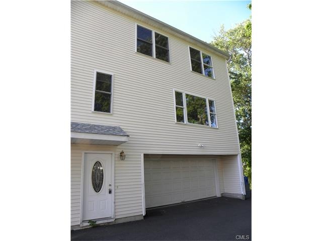 10 6th St unit 3, Danbury, CT 06810 - photo 1