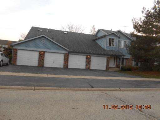 1721 Chesapeake Ln unit 3, Schaumburg, IL 60193 - photo 1