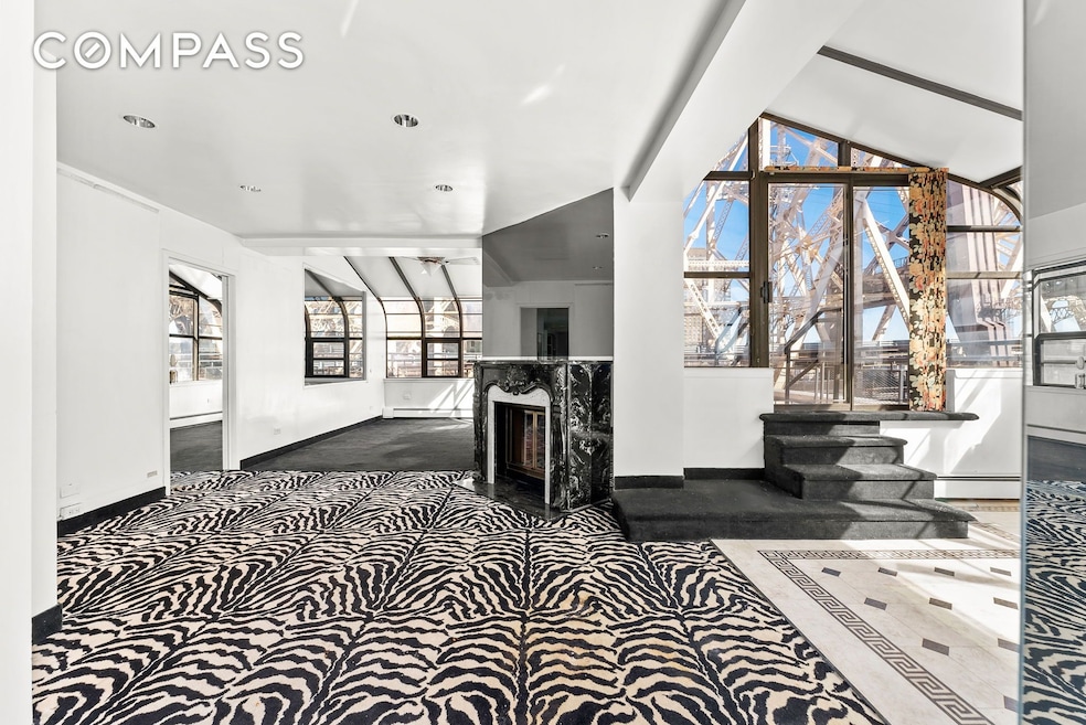 40 Sutton Place unit 10M, New York, NY 10022 - photo 1