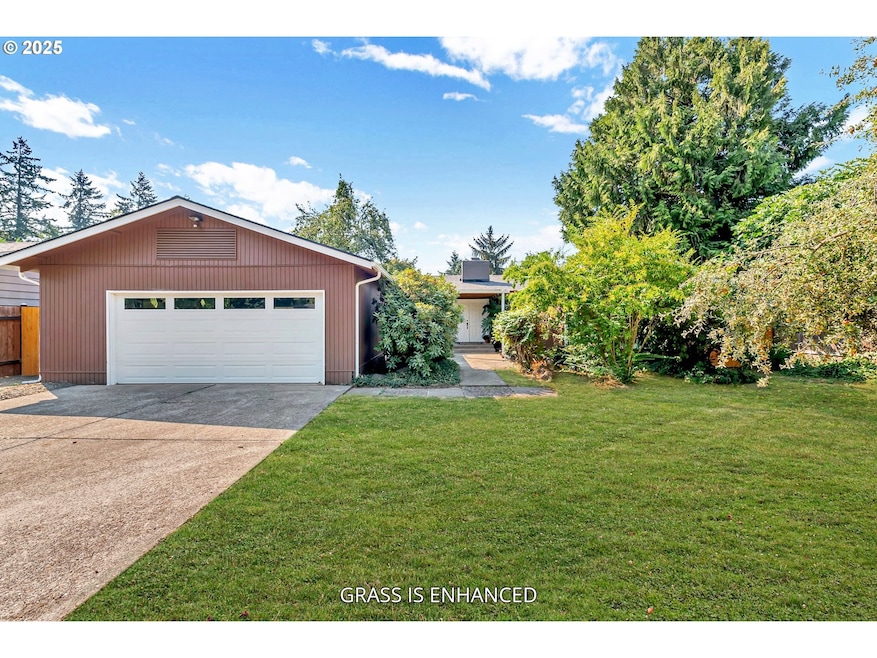 812 E Beacon Dr, Eugene, OR 97404 - photo 1