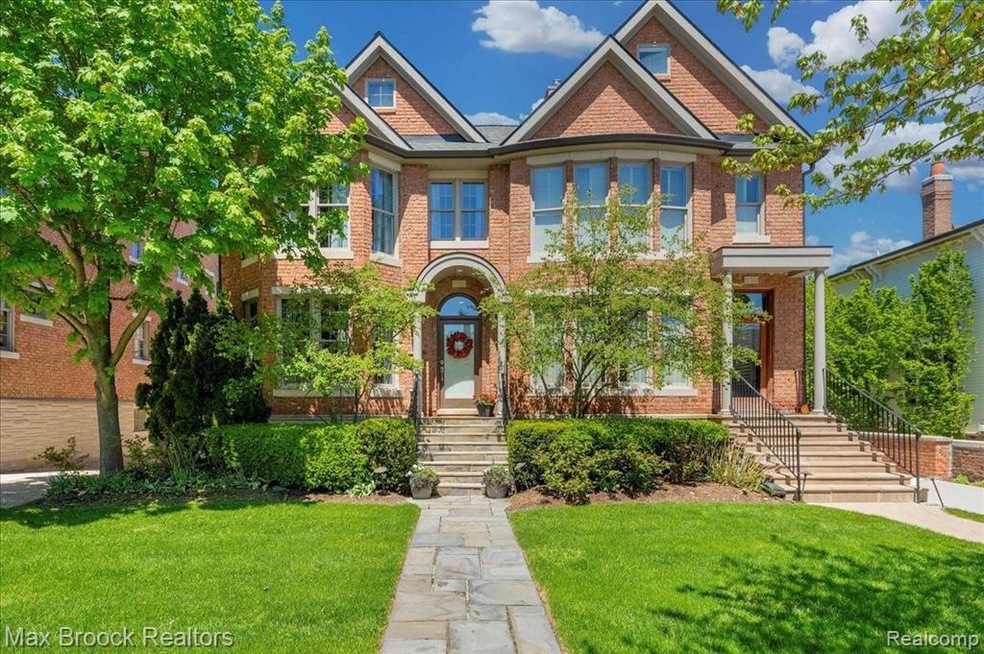 Welcome to 570 Townsend Street