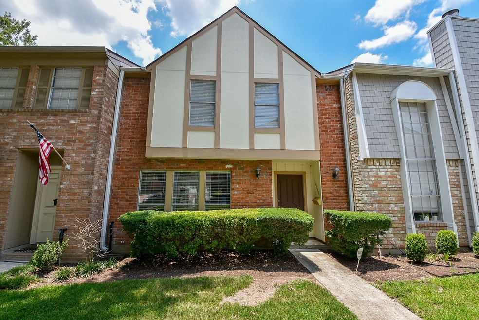 14204 Misty Meadow Ln, Houston, TX 77079 - photo 1