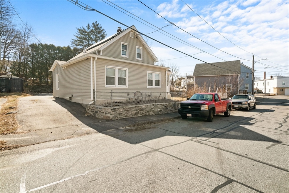 6 Goddard St, Webster, MA 01570 - photo 1